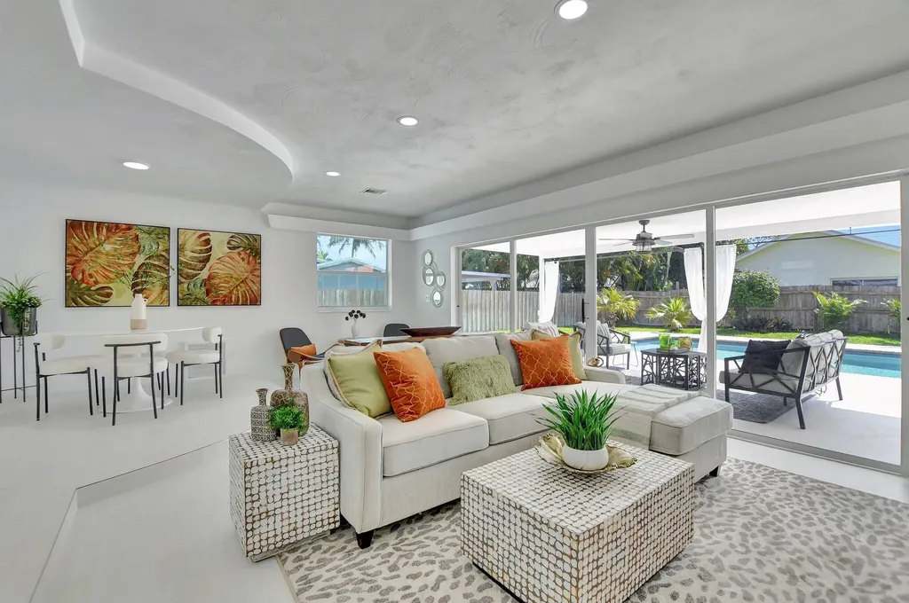832 SW 10th Avenue Boca Raton FL 33486