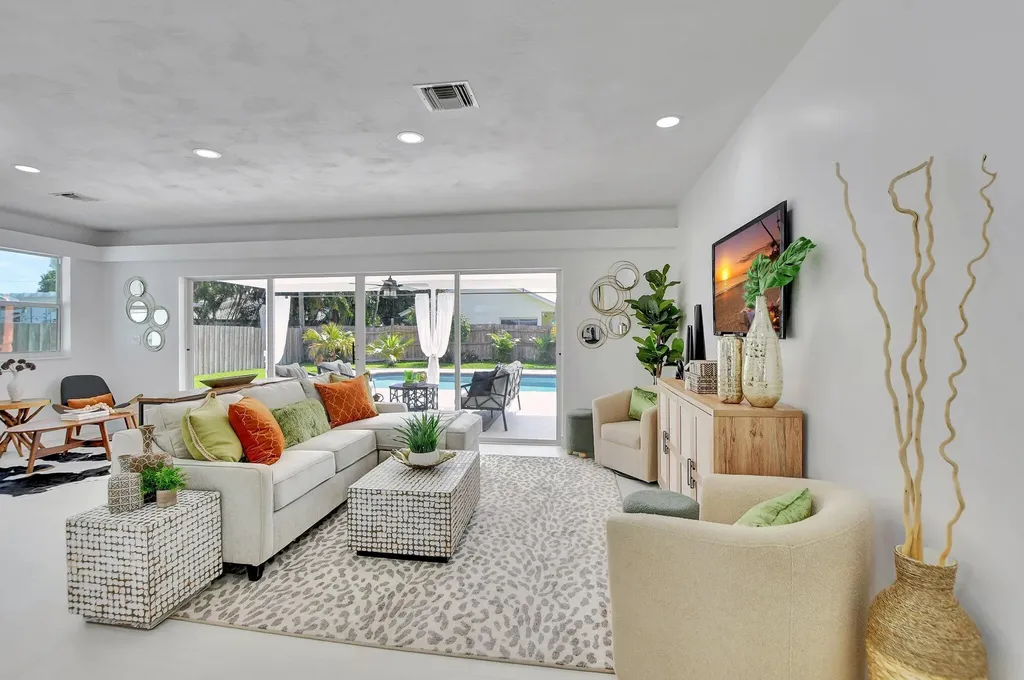 832 SW 10th Avenue Boca Raton FL 33486
