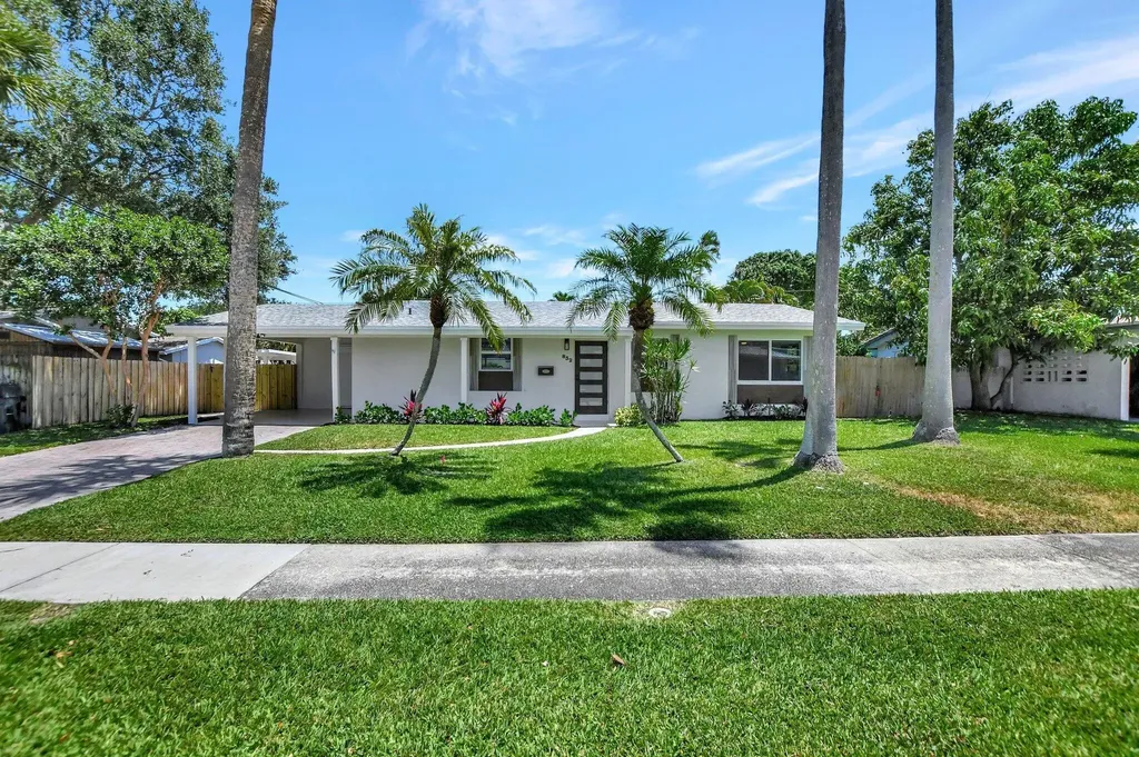 832 SW 10th Avenue Boca Raton FL 33486