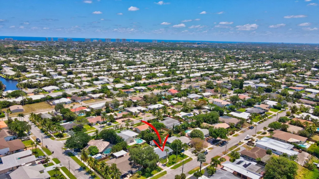 832 SW 10th Avenue Boca Raton FL 33486