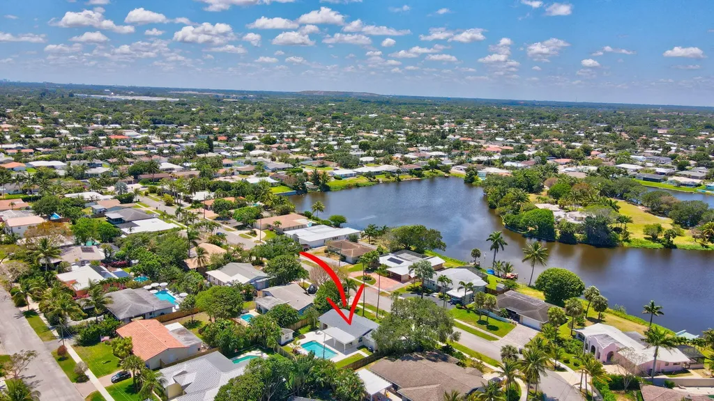 832 SW 10th Avenue Boca Raton FL 33486