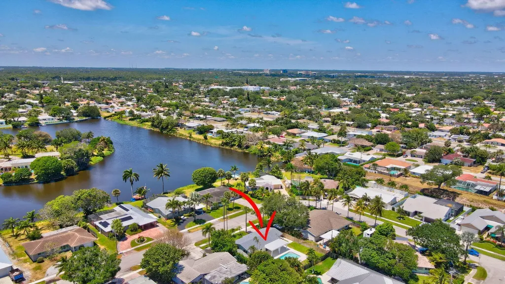 832 SW 10th Avenue Boca Raton FL 33486