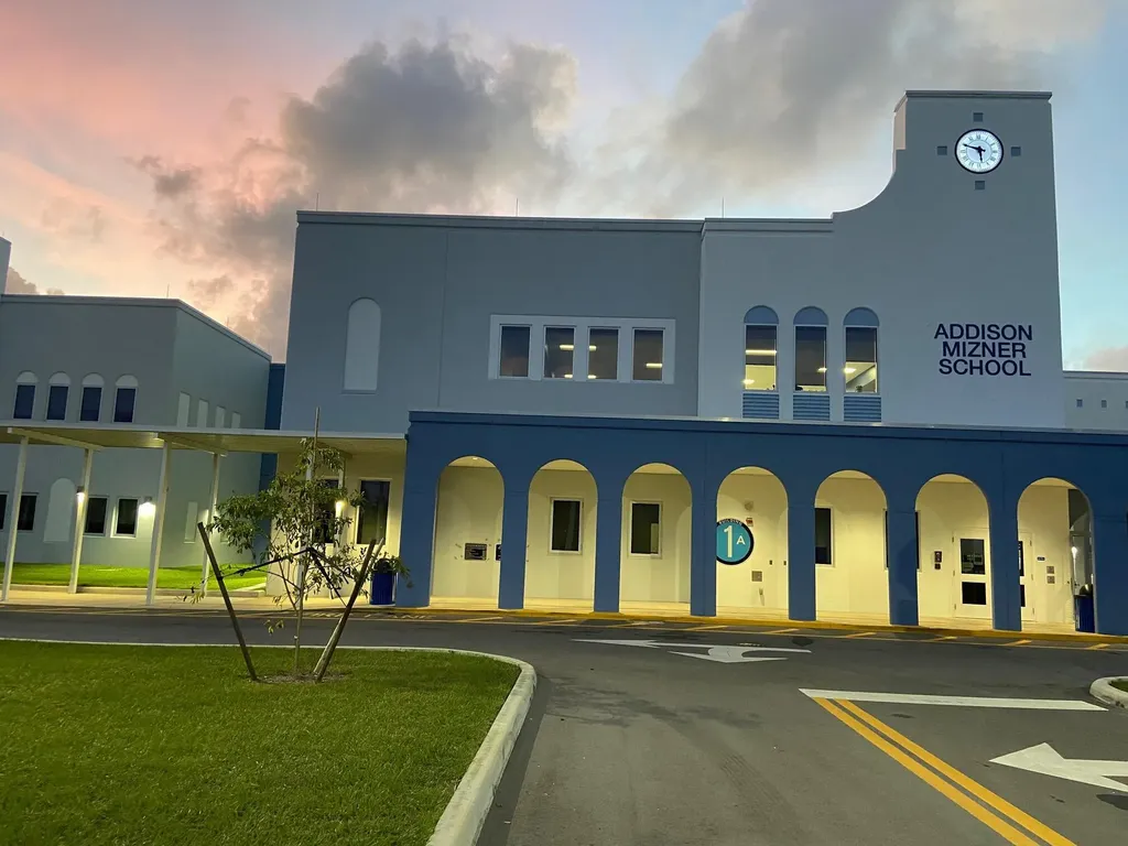 832 SW 10th Avenue Boca Raton FL 33486