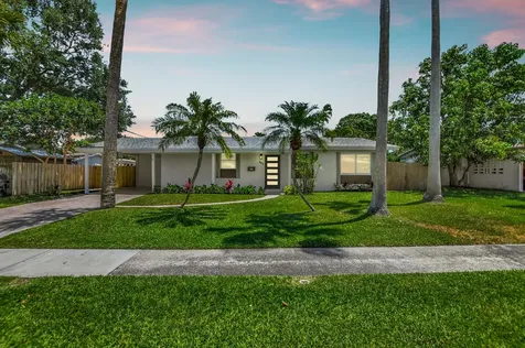 832 SW 10th Avenue Boca Raton FL 33486