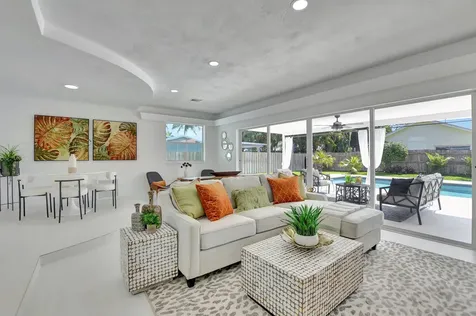 832 SW 10th Avenue Boca Raton FL 33486