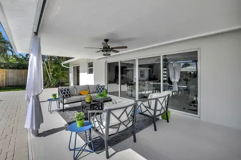 832 SW 10th Avenue Boca Raton FL 33486