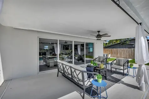 832 SW 10th Avenue Boca Raton FL 33486