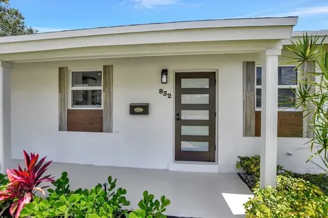 832 SW 10th Avenue Boca Raton FL 33486