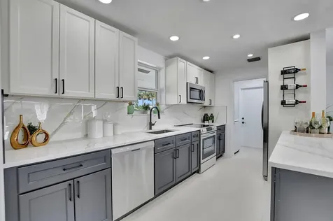 832 SW 10th Avenue Boca Raton FL 33486