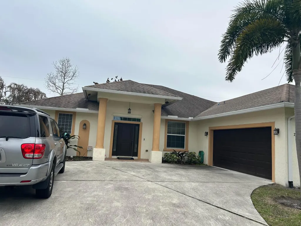2749 SE Eagle Drive Port St Lucie FL