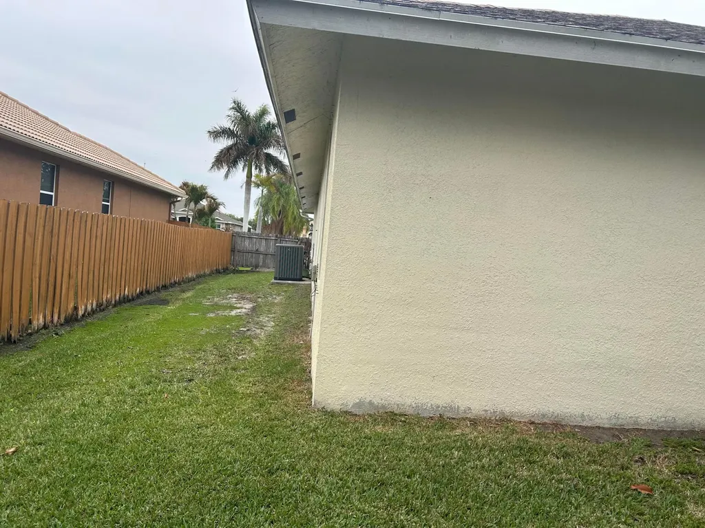 2749 SE Eagle Drive Port St Lucie FL