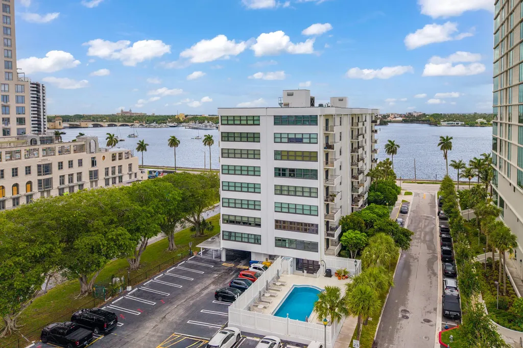 1501 S Flagler Drive West Palm Beach FL 33401