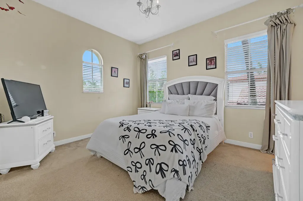 78 Stoney Drive Palm Beach Gardens FL 33410