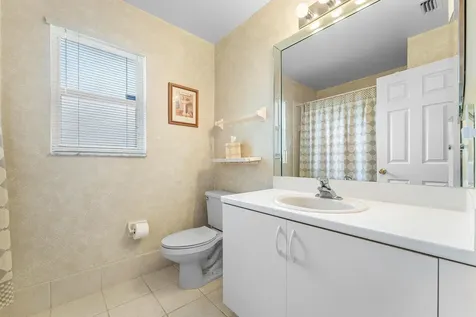 4927 NW 55th Boulevard Coconut Creek FL 33073