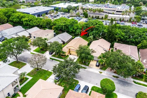 4927 NW 55th Boulevard Coconut Creek FL 33073