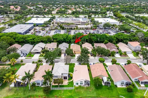 4927 NW 55th Boulevard Coconut Creek FL 33073