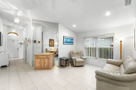 4927 NW 55th Boulevard Coconut Creek FL 33073