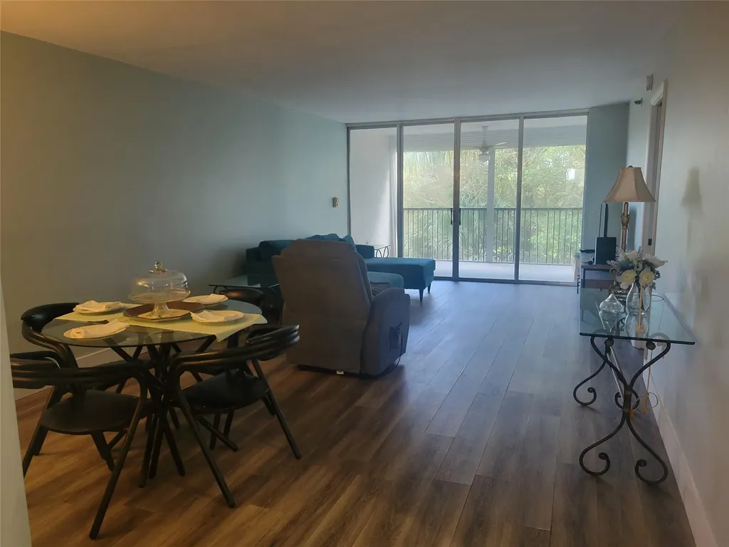 3940 Inverrary Boulevard Lauderhill FL 33319