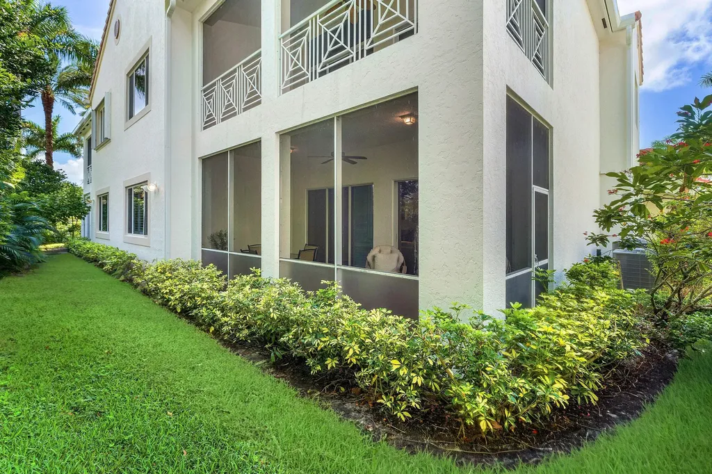 101 Palm Bay Palm Beach Gardens FL 33418