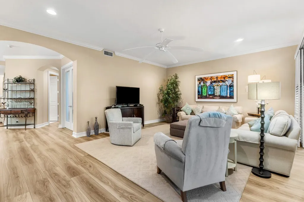 101 Palm Bay Palm Beach Gardens FL 33418