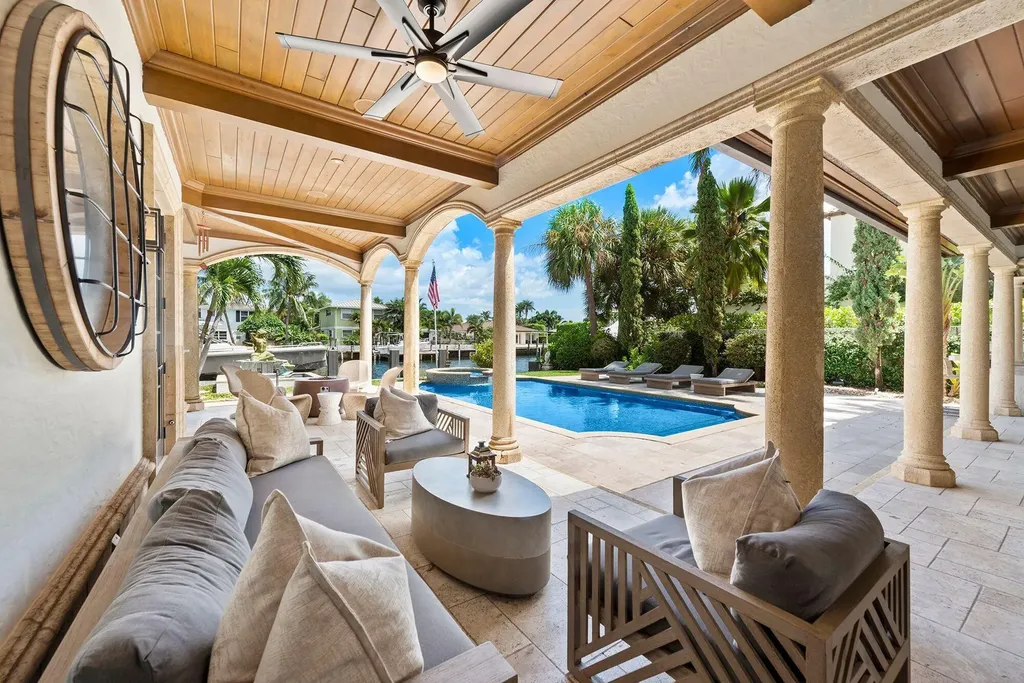 14 Harbor Drive Lake Worth Beach FL 33460