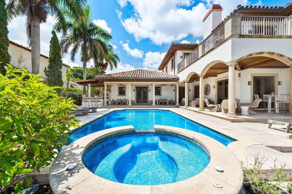14 Harbor Drive Lake Worth Beach FL 33460