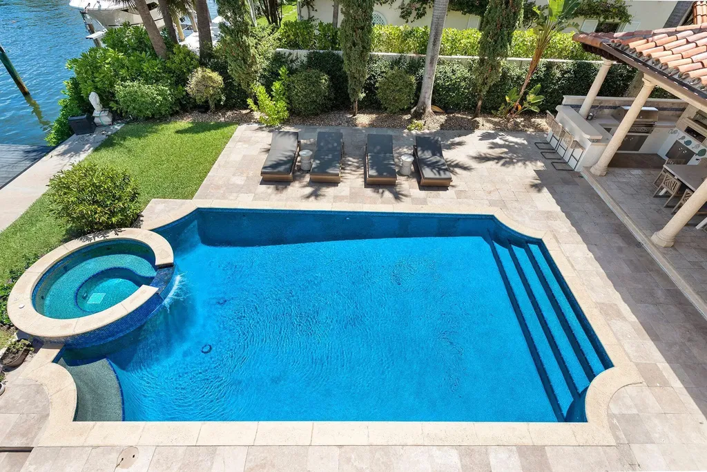 14 Harbor Drive Lake Worth Beach FL 33460