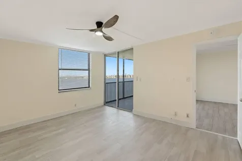 115 Lake Emerald Oakland Park FL 33309