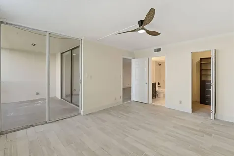 115 Lake Emerald Oakland Park FL 33309
