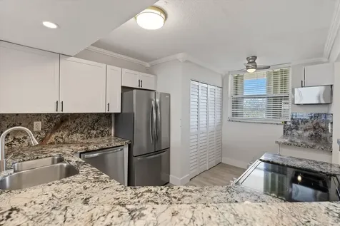 115 Lake Emerald Oakland Park FL 33309