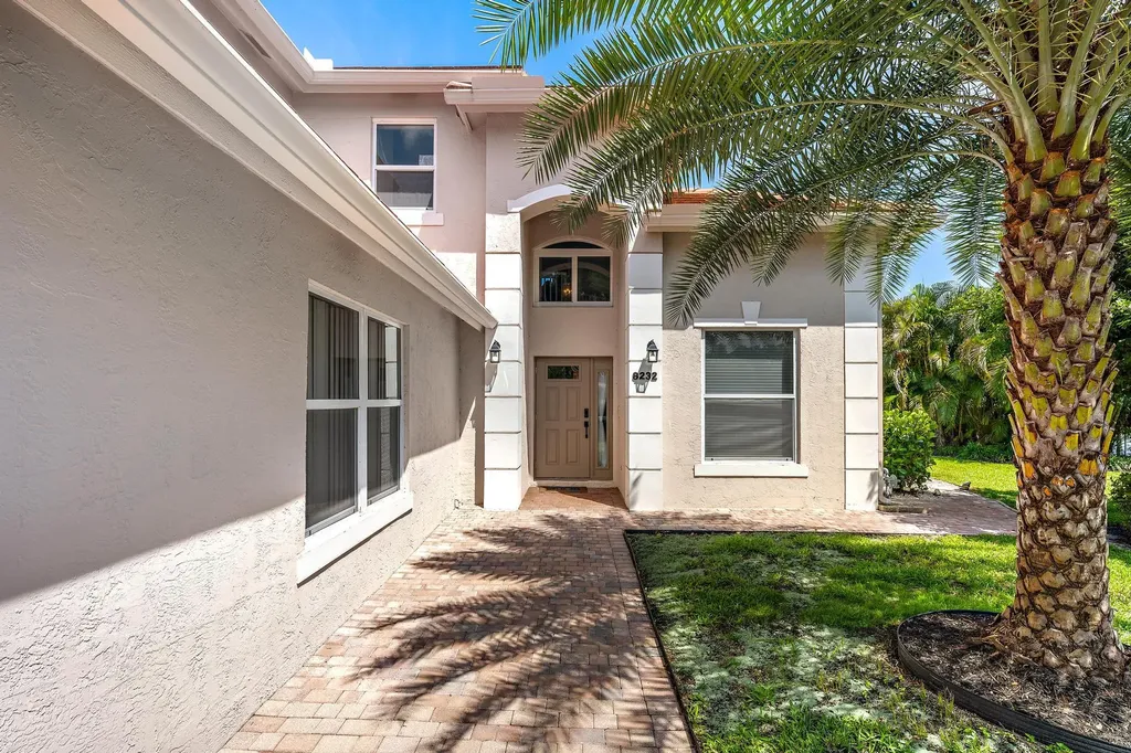 8232 Heritage Club Drive West Palm Beach FL 33412