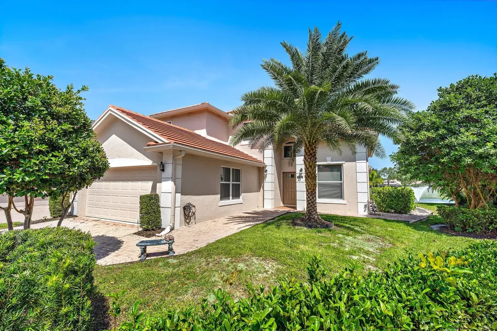 8232 Heritage Club Drive West Palm Beach FL 33412