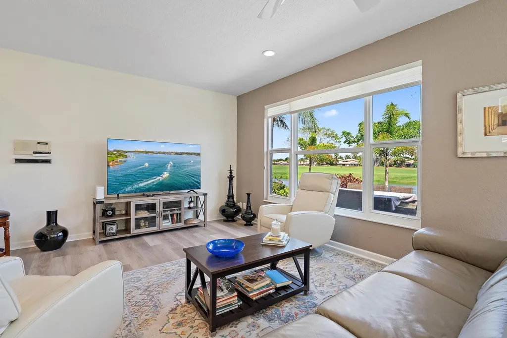 8232 Heritage Club Drive West Palm Beach FL 33412