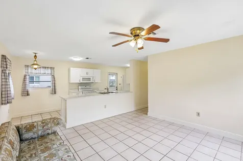 1511 N 70th Terrace Hollywood FL 33024