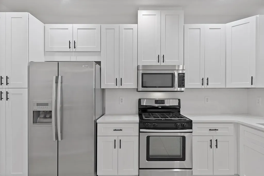 3330 NW 124th Way Sunrise FL 33323