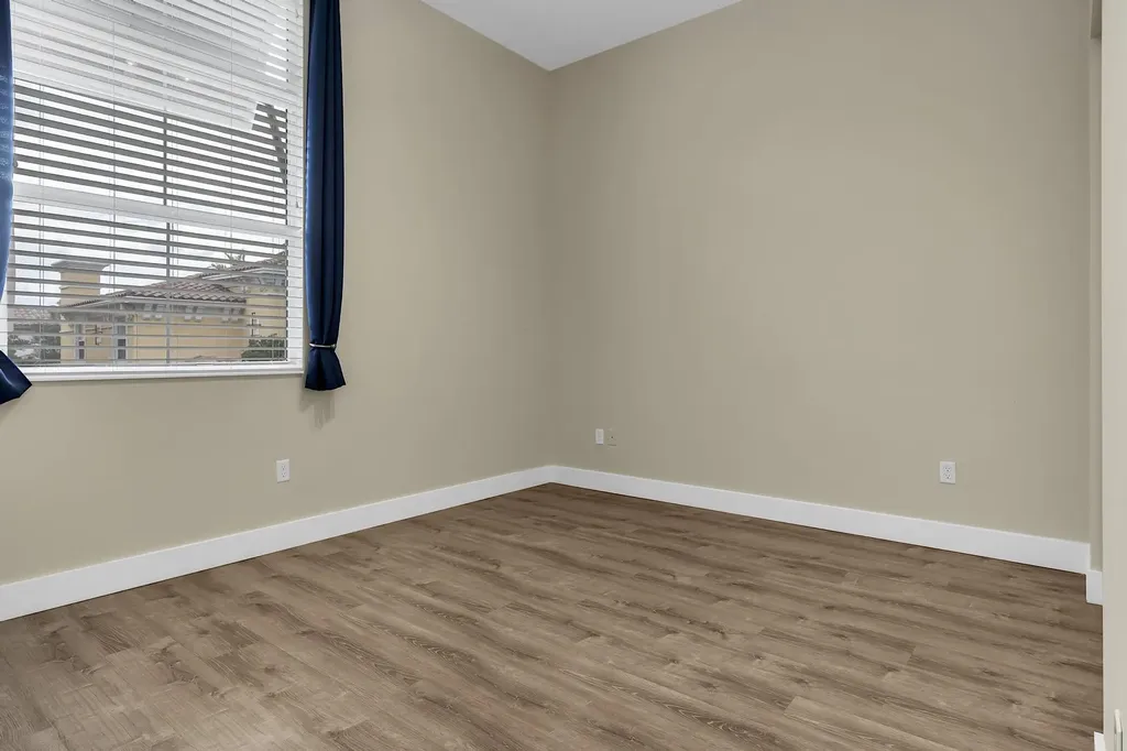 3330 NW 124th Way Sunrise FL 33323