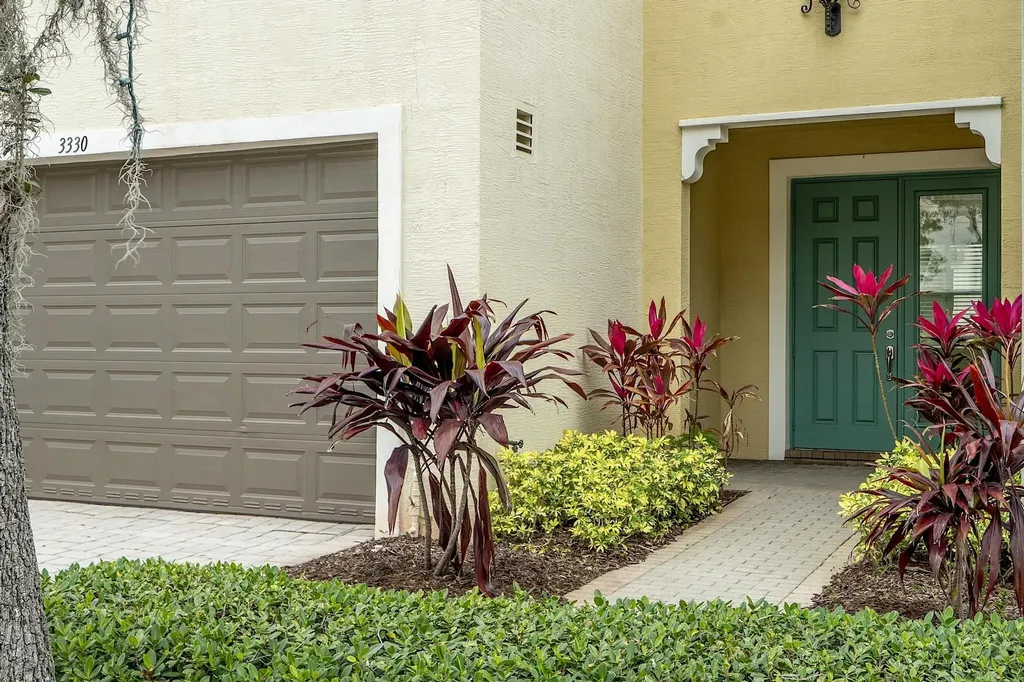 3330 NW 124th Way Sunrise FL 33323