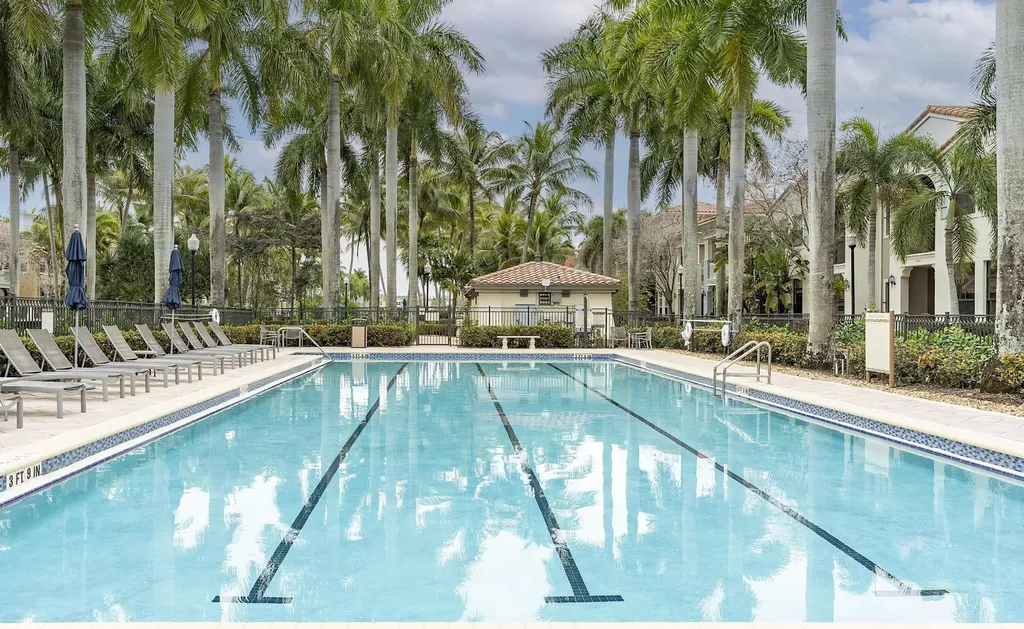 3330 NW 124th Way Sunrise FL 33323