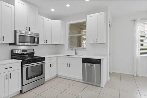 3330 NW 124th Way Sunrise FL 33323