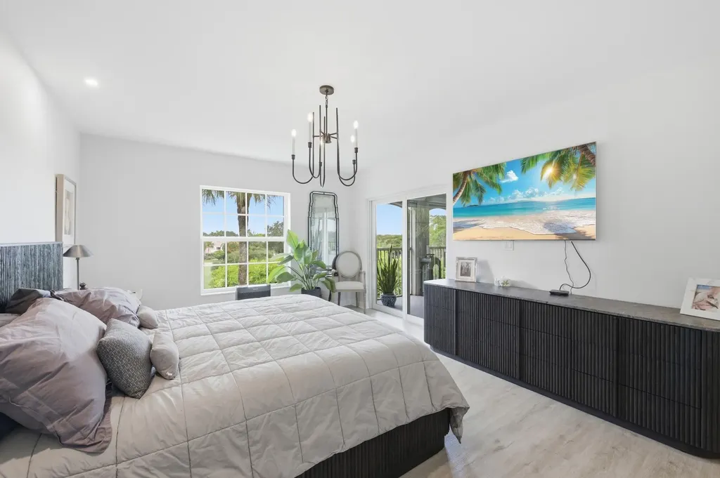 7369 Orangewood Lane Boca Raton FL 33433