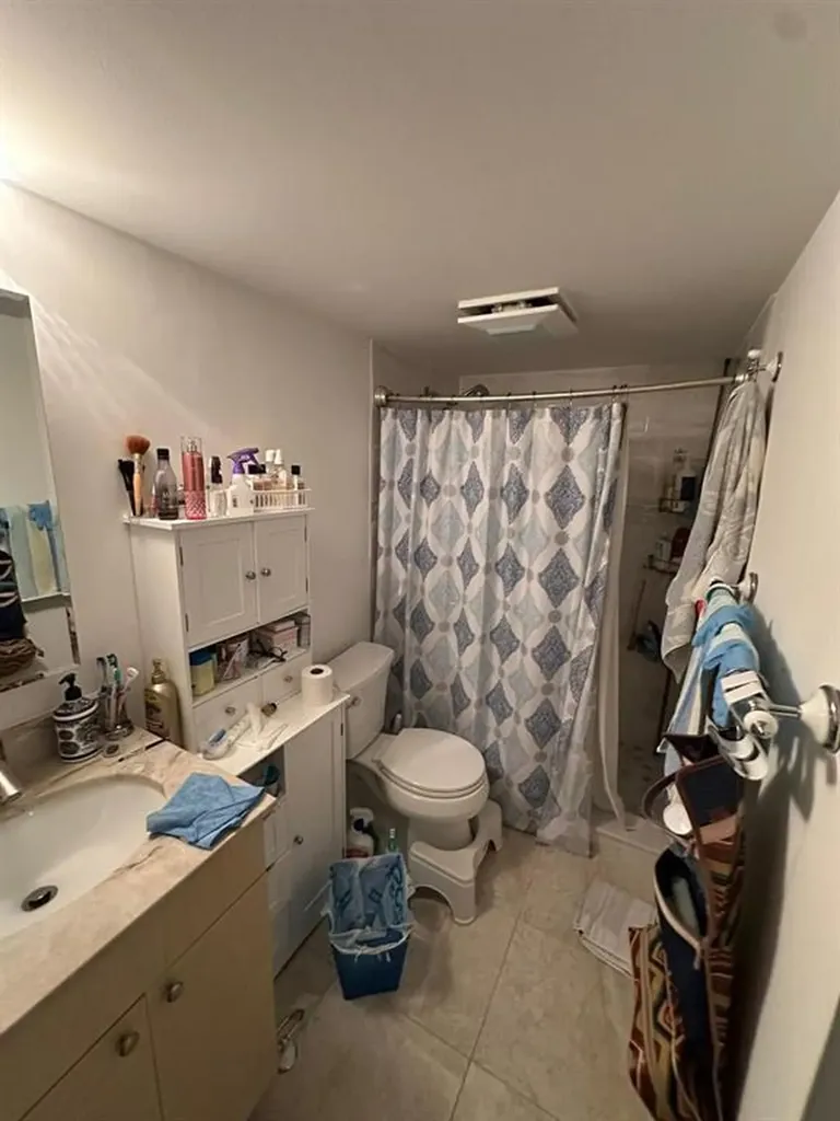 3075 Gardens E Drive Palm Beach Gardens FL 33410
