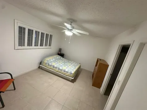 3075 Gardens E Drive Palm Beach Gardens FL 33410