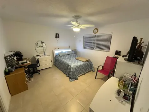 3075 Gardens E Drive Palm Beach Gardens FL 33410