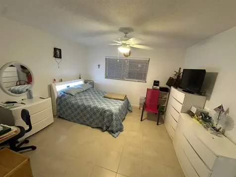 3075 Gardens E Drive Palm Beach Gardens FL 33410