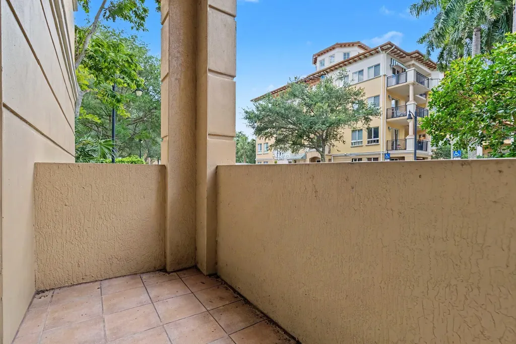 16102 Emerald Estates Drive Weston FL 33331