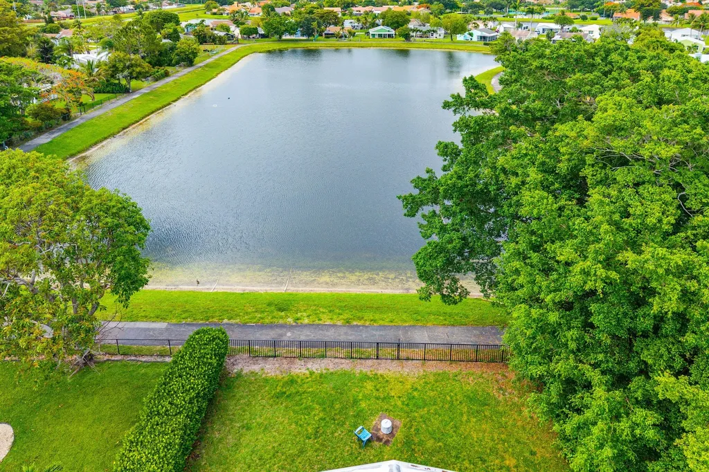 5331 Courtney Circle Boynton Beach FL 33472