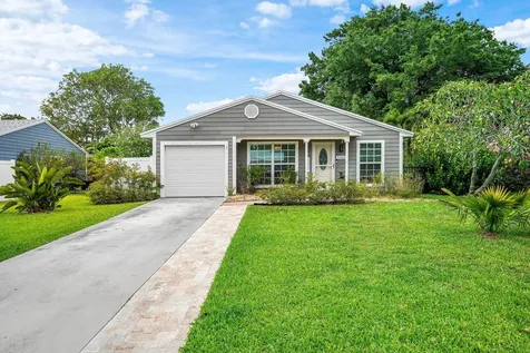 5331 Courtney Circle Boynton Beach FL 33472
