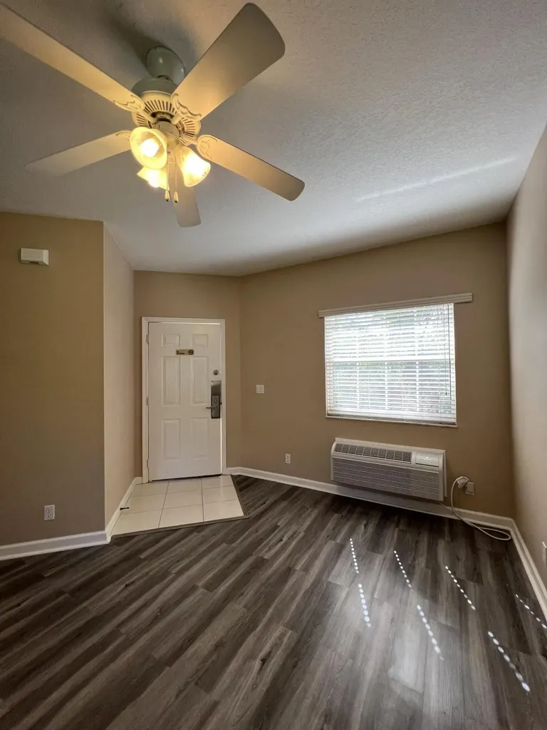 8242 Mulligan Circle Port St Lucie FL 34986