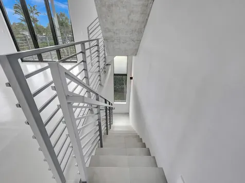 924 NE 4th Street Fort Lauderdale FL 33301