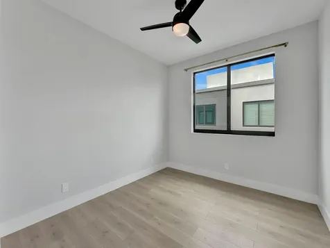 924 NE 4th Street Fort Lauderdale FL 33301